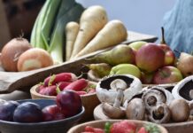 Twarożek z tofu z rzodkiewką i szczypiorkiem