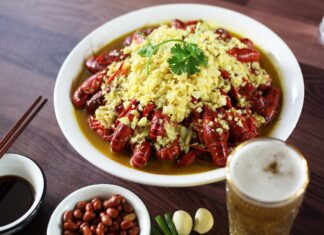 Szybka zapiekanka z warzyw i tofu – bez glutenu, bez problemu