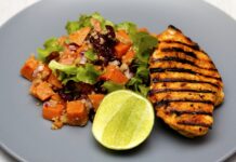 Tacos z awokado i czerwoną fasolą