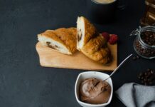 Domowa nutella bez cukru wegański krem czekoladowy z orzechów