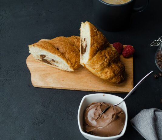 Domowa nutella bez cukru wegański krem czekoladowy z orzechów