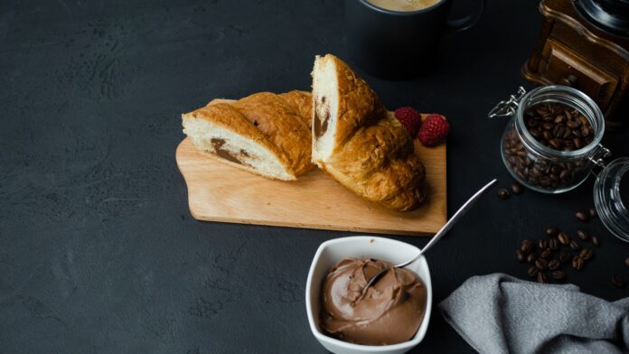 Domowa nutella bez cukru wegański krem czekoladowy z orzechów
